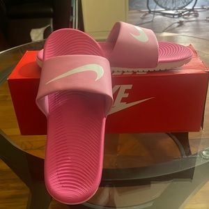 Nike Kawa Slides